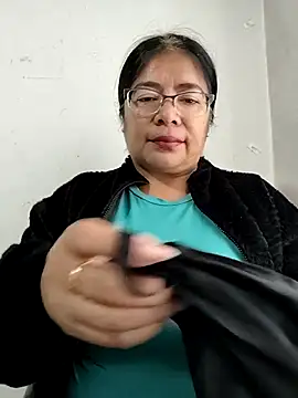   valentina18 online show from 1, 12, 2025