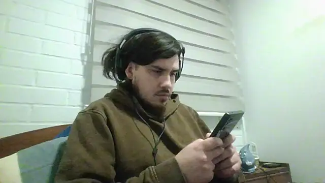 hung weeb online show from 21, 7, 2026