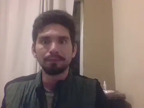 Snapshot of Tomthelong chatting on 7, 2, 2025 Tomthelong online show from 7, 2, 2025