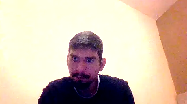 Snapshot of Tomthelong chatting on 27, 2, 2025 Tomthelong online show from 27, 2, 2025