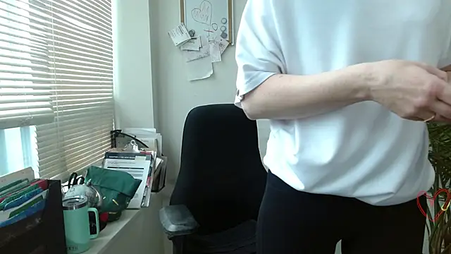 Snapshot of City_Kat chatting on 6, 5, 2026 City Kat online show from 6, 5, 2026