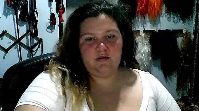 squirt322bbw online show from 17, 2, 2025
