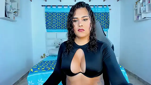 shadia-orozco online show from 4, 2, 2025