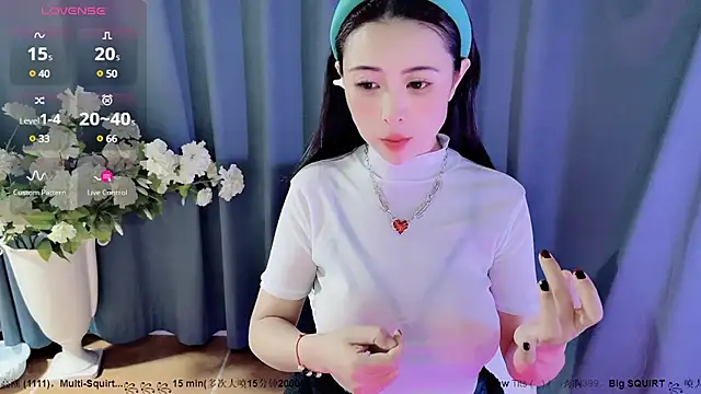 candy-yiyi online show from 10, 12, 2024