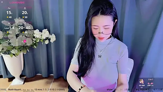 candy-yiyi online show from 16, 12, 2024