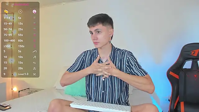 Snapshot of DustinLevine chatting on 12, 2, 2025 DustinLevine online show from 12, 2, 2025