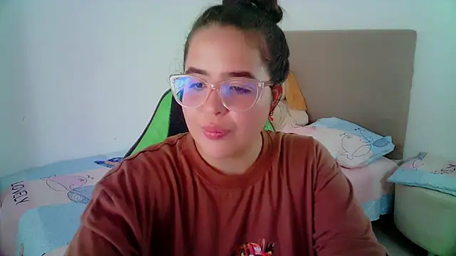 Snapshot of _alicia_z chatting on 14, 1, 2025 alicia z online show from 14, 1, 2025