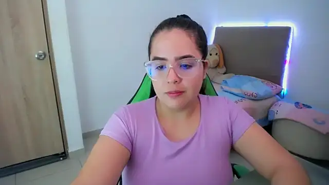 Snapshot of _alicia_z chatting on 20, 3, 2025 alicia z online show from 20, 3, 2025