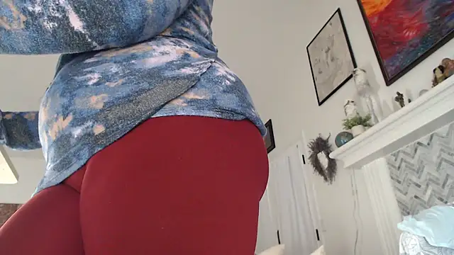 AuroraWillows online show from 1, 2, 2026