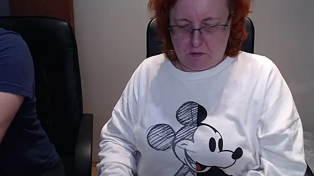 Snapshot of JoannaAndNeighbour chatting on 3, 2, 2025 JoannaAndNeighbour online show from 3, 2, 2025