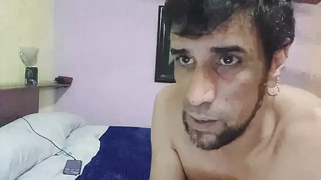 Hotcasados69 online show from 1, 5, 2026