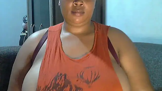 Snapshot of Sexy-queen99xx chatting on 26, 2, 2026 Sexy-queen99xx online show from 26, 2, 2026