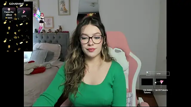 Snapshot of samysweet_8 chatting on 11, 9, 2025 samysweet 8 online show from 11, 9, 2025