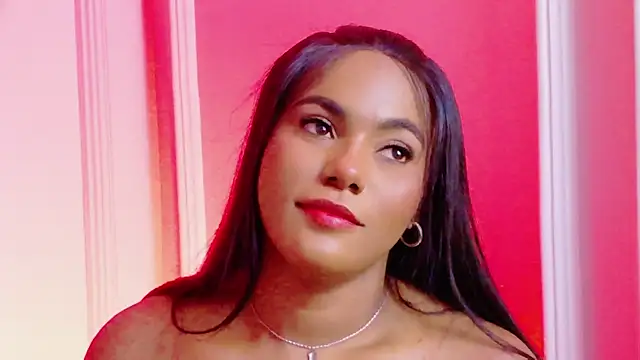 Snapshot of Sara_Boom chatting on 6, 1, 2026 Sara Boom online show from 6, 1, 2026