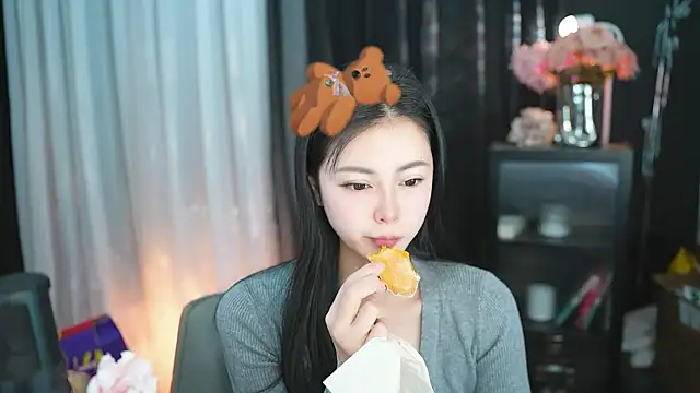 Snapshot of Ocean--Lili chatting on 13, 3, 2025 Ocean--Lili online show from 13, 3, 2025