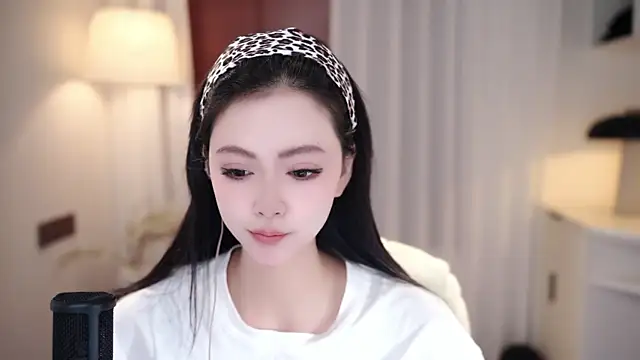 Snapshot of Ocean--Lili chatting on 13, 9, 2025 Ocean--Lili online show from 13, 9, 2025