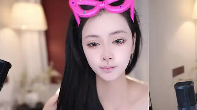 Snapshot of Ocean--Lili chatting on 13, 10, 2025 Ocean--Lili online show from 13, 10, 2025