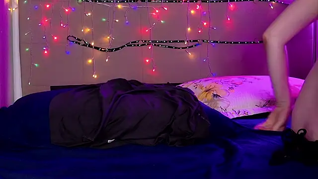 AnnJey online show from 6, 2, 2025