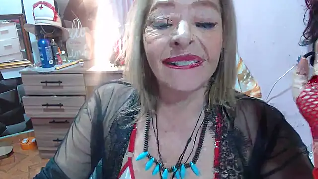 marinadenoche online show from 18, 4, 2026