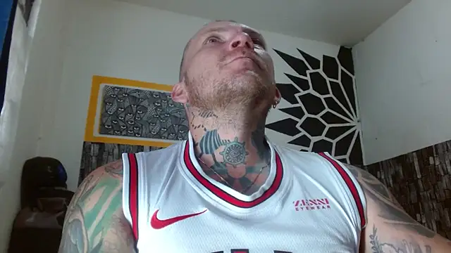 stripnolimits online show from 15, 4, 2026