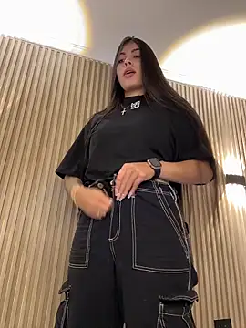 Sarasanders 4 online show from 22, 11, 2025