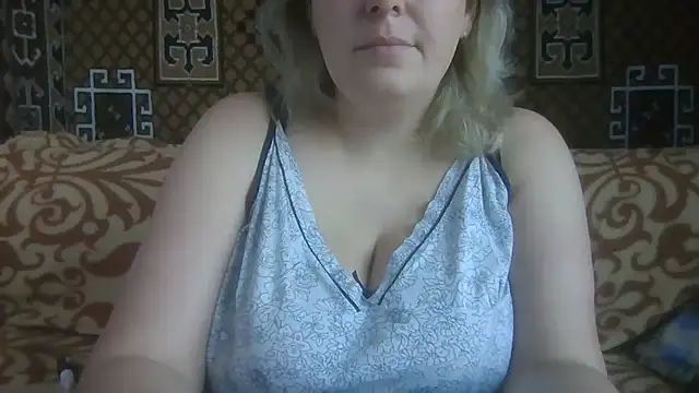 Snapshot of Diana_Britt chatting on 16, 11, 2025 Diana Britt online show from 16, 11, 2025