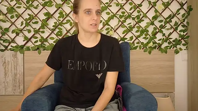 LadyChantale online show from 3, 11, 2025