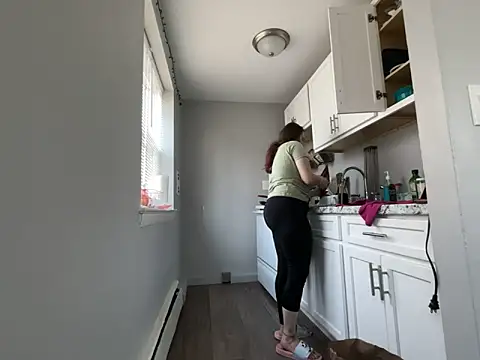 Snowbunnycake 131 online show from 24, 11, 2025