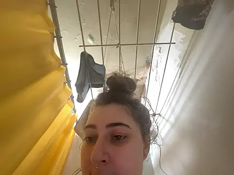 Snowbunnycake 131 online show from 17, 2, 2026