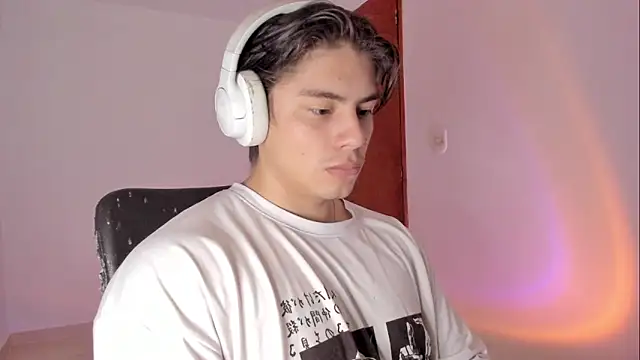 Giordano Russo online show from 7, 4, 2026