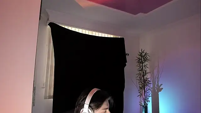 Giordano Russo online show from 27, 4, 2026