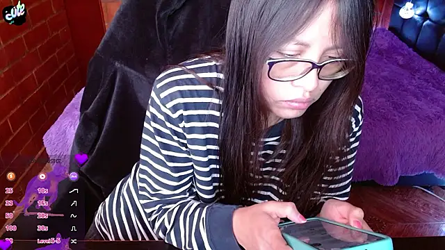 MidoriQuiinn online show from 27, 2, 2026