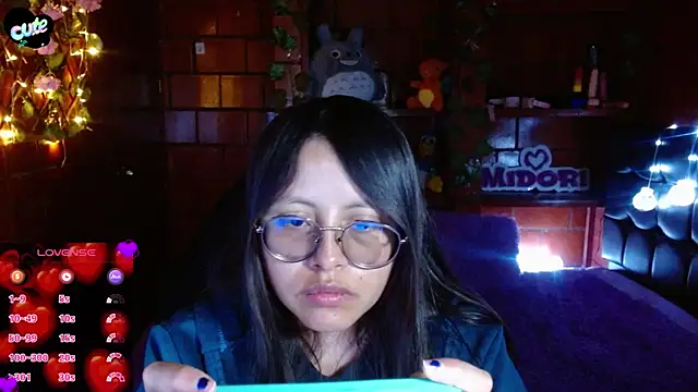 Snapshot of MidoriQuiinn chatting on 11, 6, 2026 MidoriQuiinn online show from 11, 6, 2026