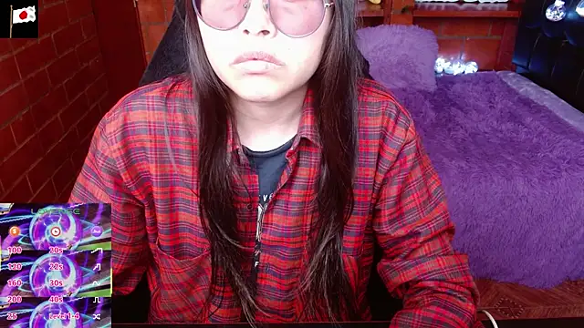 Snapshot of MidoriQuiinn chatting on 15, 6, 2026 MidoriQuiinn online show from 15, 6, 2026
