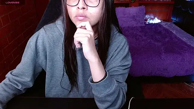 Snapshot of MidoriQuiinn chatting on 17, 7, 2026 MidoriQuiinn online show from 17, 7, 2026