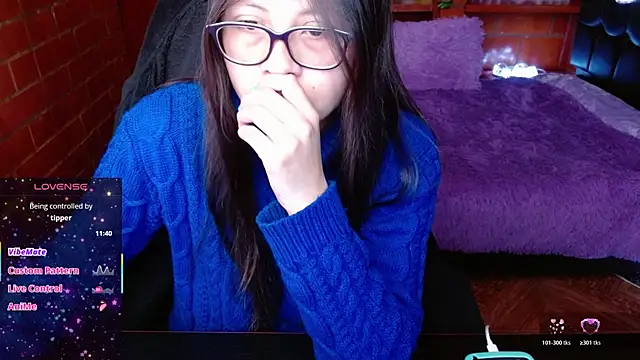 Snapshot of MidoriQuiinn chatting on 21, 7, 2026 MidoriQuiinn online show from 21, 7, 2026