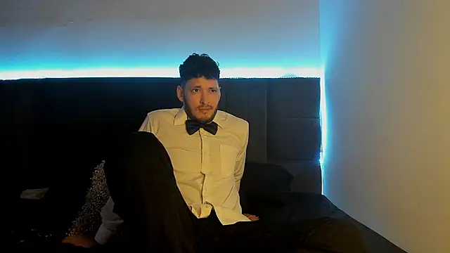 alejandro  2 online show from 10, 9, 2025