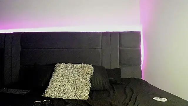 alejandro  2 online show from 11, 9, 2025