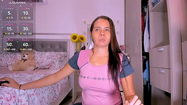 sharonDulce online show from 3, 12, 2025