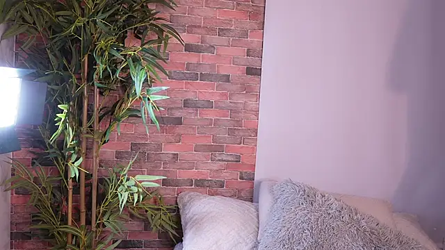 Lucy fit online show from 30, 1, 2025