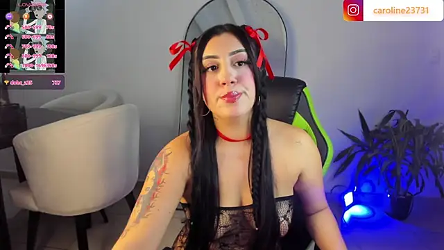 Snapshot of caroline23_x chatting on 6, 3, 2025 caroline23 x online show from 6, 3, 2025