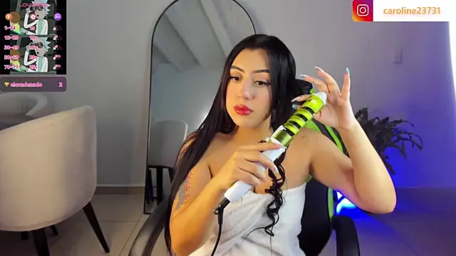 Snapshot of caroline23_x chatting on 7, 3, 2025 caroline23 x online show from 7, 3, 2025