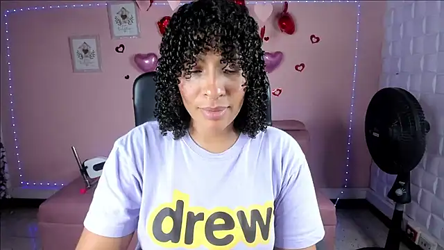 Snapshot of DannaBerry chatting on 18, 2, 2025 DannaBerry online show from 18, 2, 2025