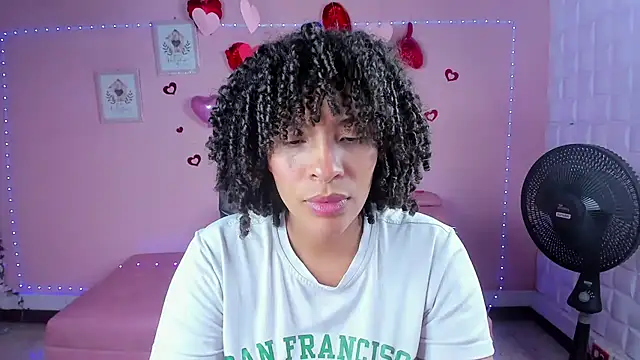 Snapshot of DannaBerry chatting on 20, 2, 2025 DannaBerry online show from 20, 2, 2025