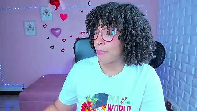 Snapshot of DannaBerry chatting on 10, 3, 2025 DannaBerry online show from 10, 3, 2025