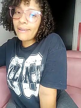 Snapshot of DannaBerry chatting on 17, 3, 2025 DannaBerry online show from 17, 3, 2025