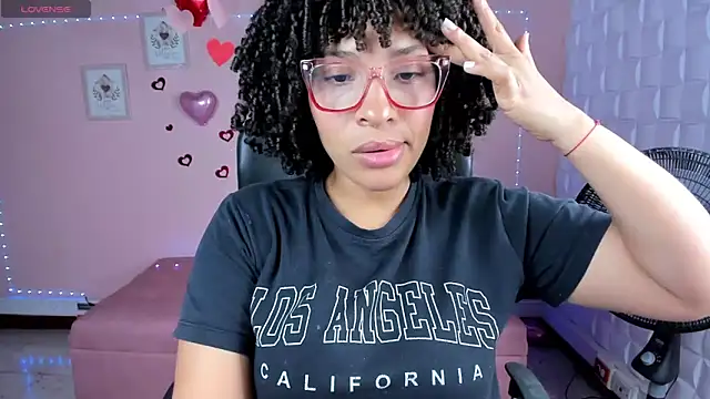 Snapshot of DannaBerry chatting on 21, 3, 2025 DannaBerry online show from 21, 3, 2025