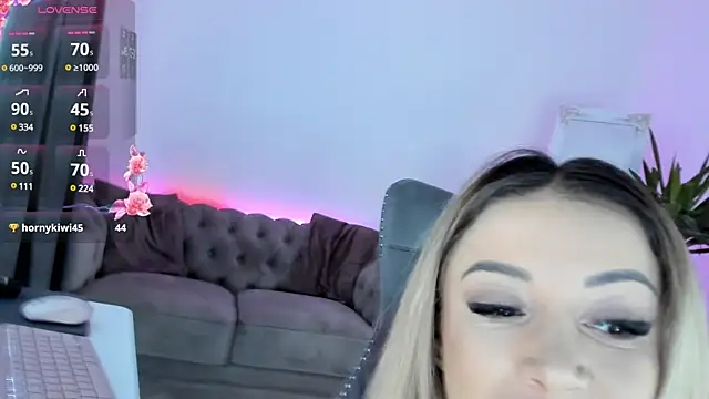 Snapshot of adonawet chatting on 2, 3, 2025 adonawet online show from 2, 3, 2025