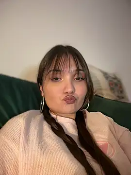 LunaXuan online show from 14, 7, 2026