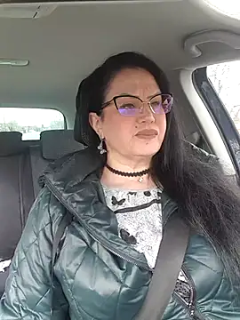 x  KHALEESI  x online show from 5, 3, 2026